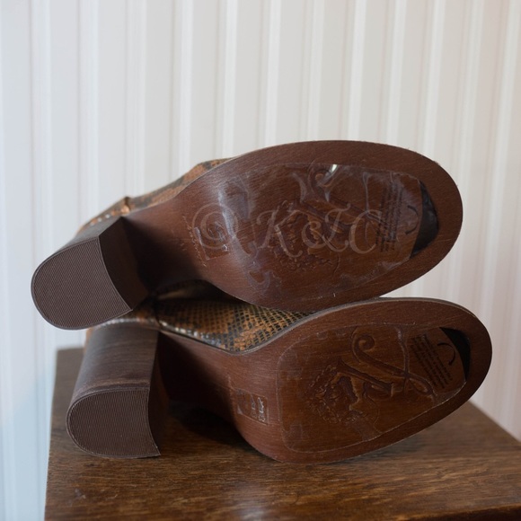 Free People Elle Block Heel Boot Snakeskin Brown 40 39 - Picture 7 of 7